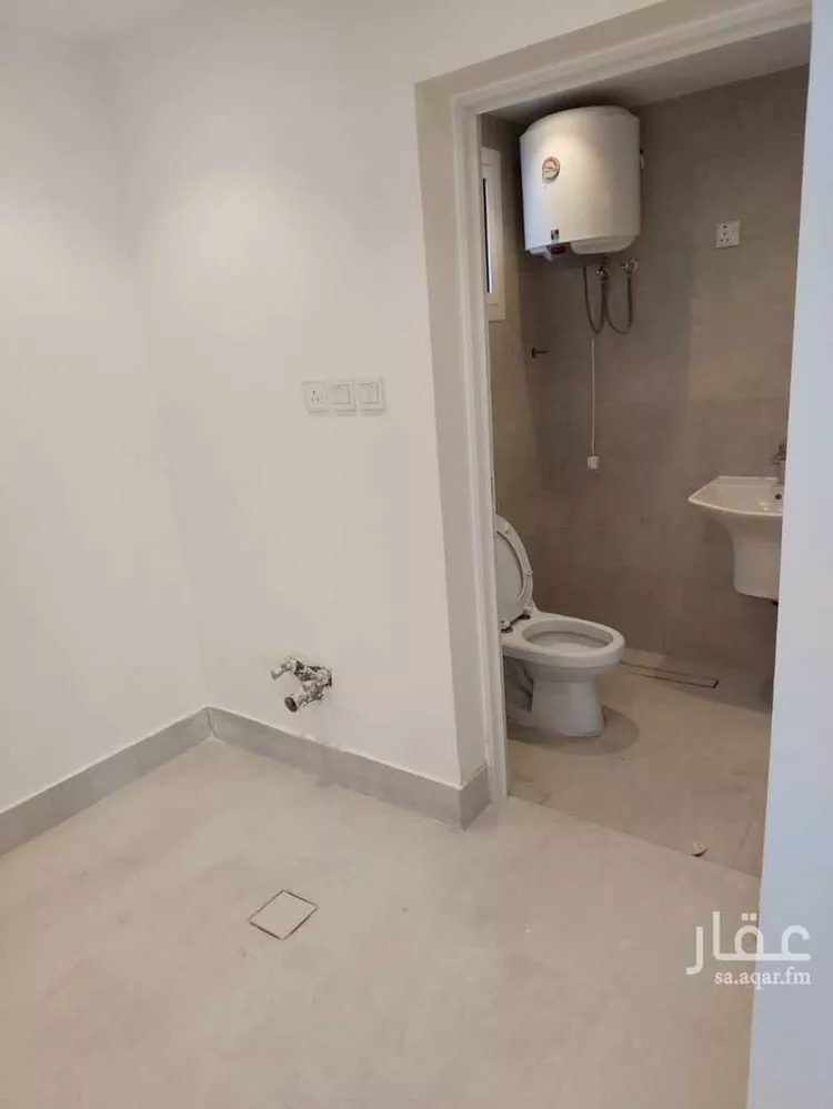 Commercial Office for Rent in Dammam Al Etisalat صورة 5