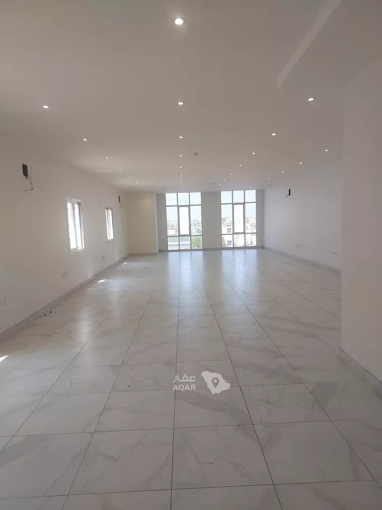 Commercial Office for Rent in Dammam Al Etisalat 14