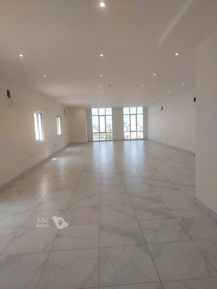 Commercial Office for Rent in Dammam Al Etisalat 19