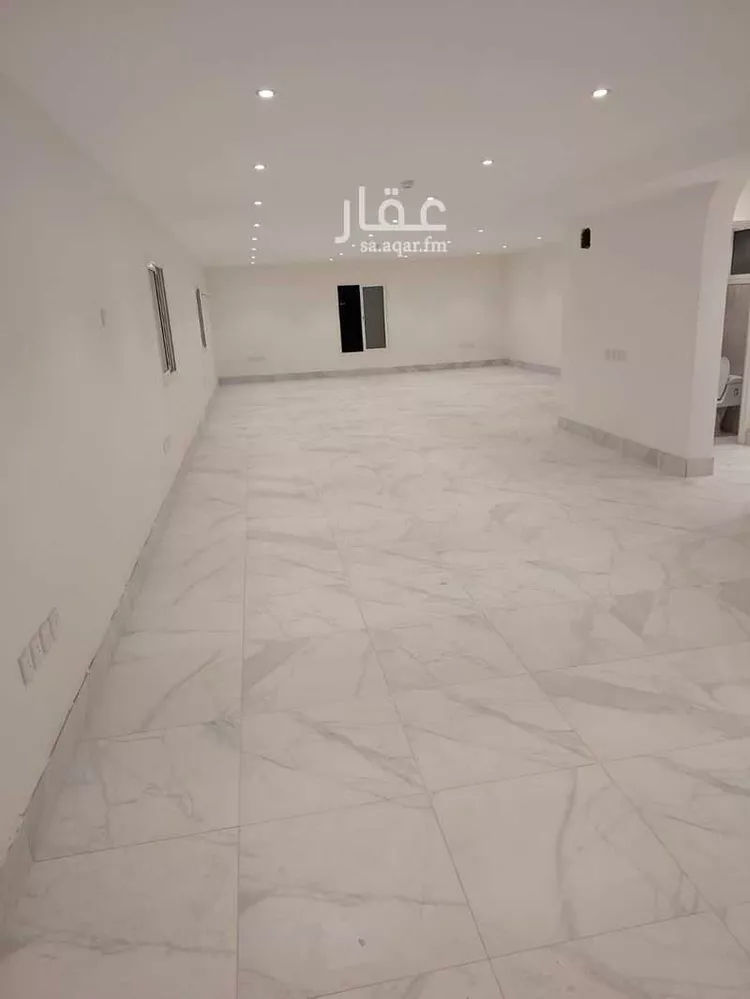 مكتب تجاري للإيجار في شارع الحاتمية, حي مخطط الإتصالات, مدينة الدمام, المنطقة الشرقية صورة 3