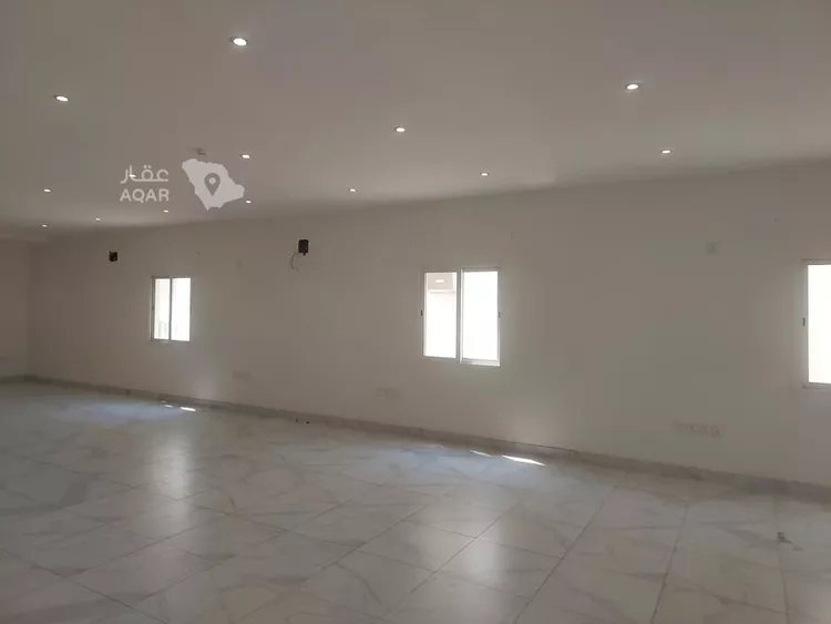 Commercial Office for Rent in Dammam Al Etisalat 2