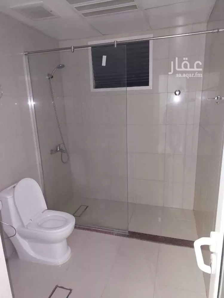 شقة للإيجار في شارع اشجع السلمي, حي المريكبات, مدينة الدمام, المنطقة الشرقية صورة 3