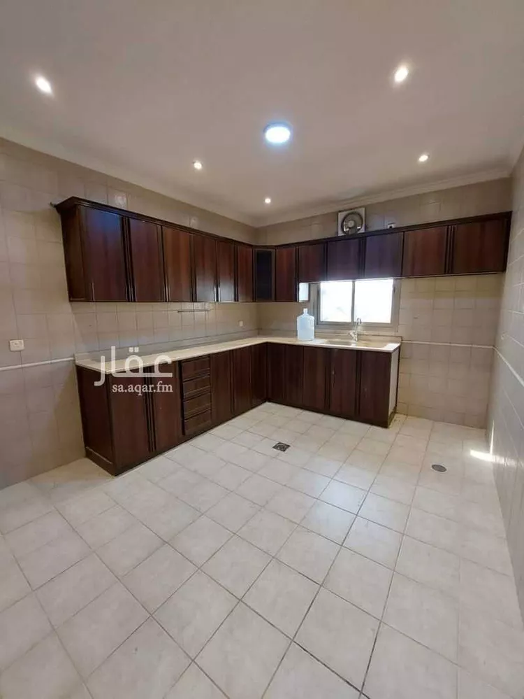 شقة للإيجار في شارع الامير عبدالرحمن, حي مدينة العمال, مدينة الخبر, المنطقة الشرقية صورة 4