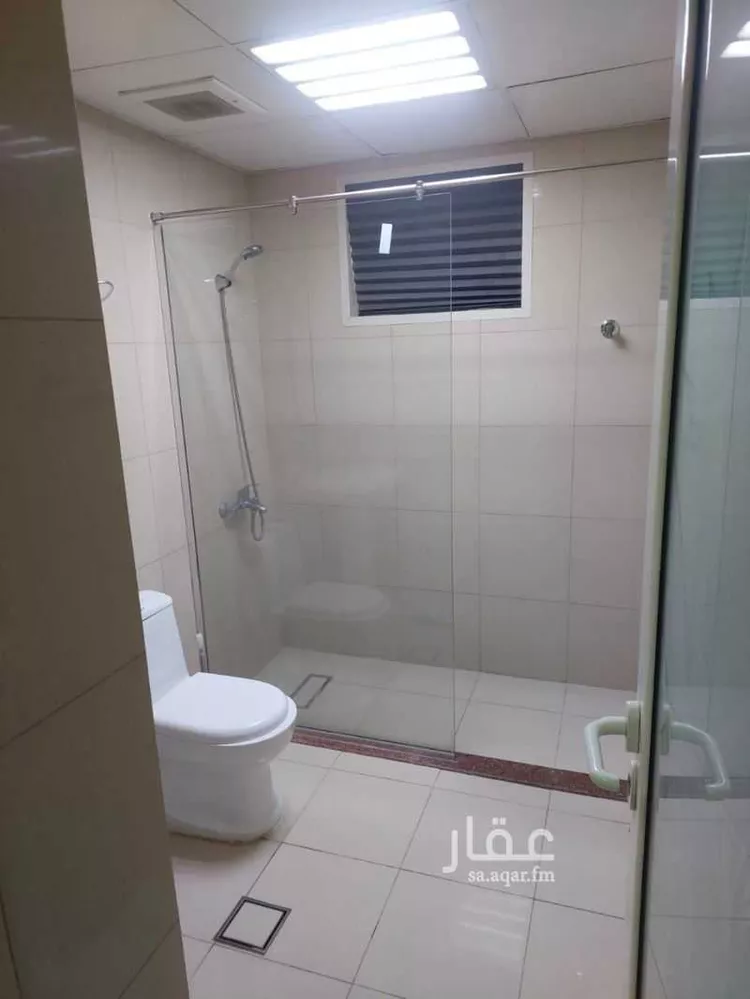 شقة للإيجار في شارع اشجع السلمي, حي المريكبات, مدينة الدمام, المنطقة الشرقية صورة 3