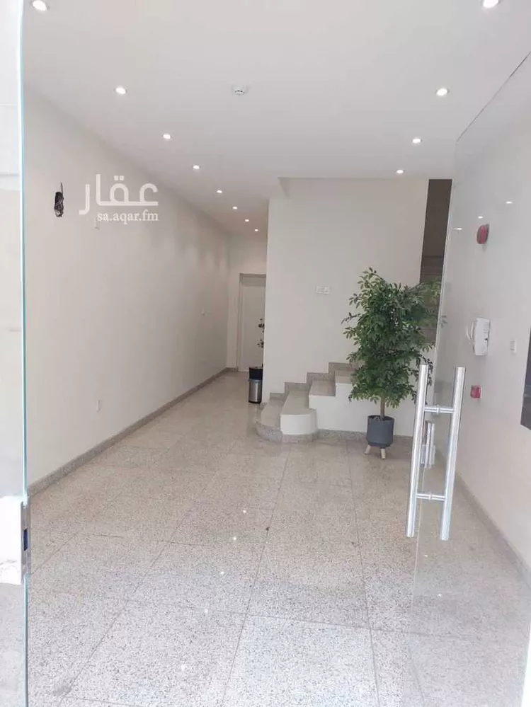 Commercial Office for Rent in Dammam Al Etisalat صورة 3