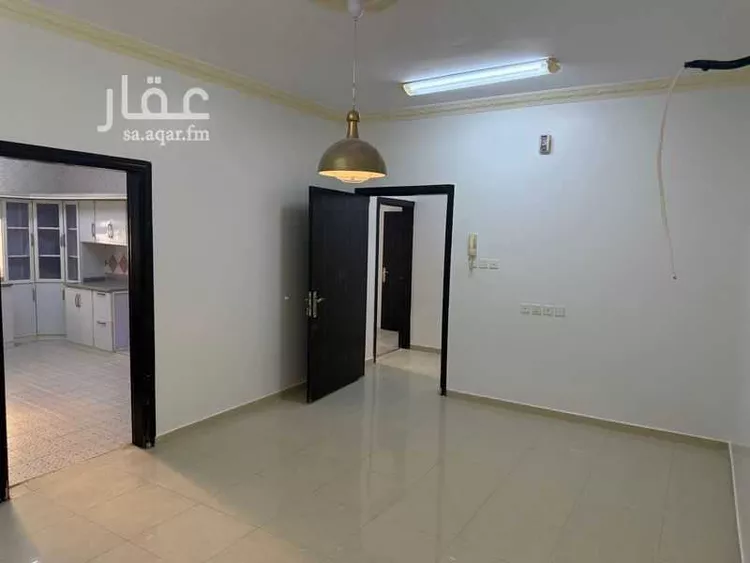 شقة للإيجار في شارع الظهرانية ، حي العزيزية ، الرياض ، منطقة الرياض صورة 4