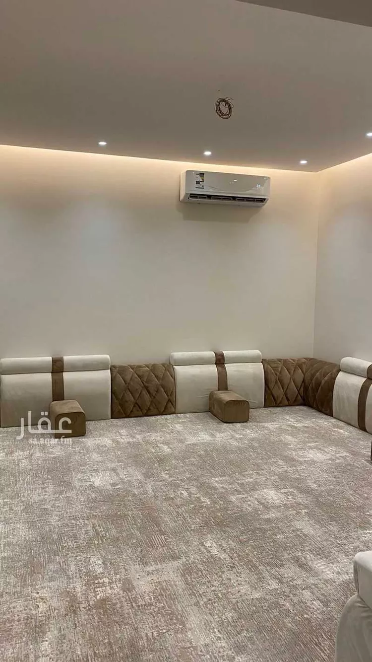 فيلا للإيجار في شارع الصبح الأسفل ، حي الجنادرية ، الرياض ، منطقة الرياض