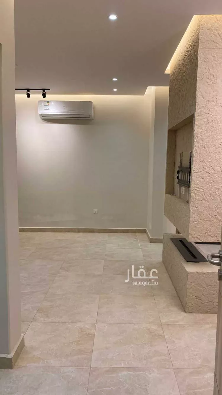 فيلا للإيجار في شارع الصبح الأسفل ، حي الجنادرية ، الرياض ، منطقة الرياض صورة 3