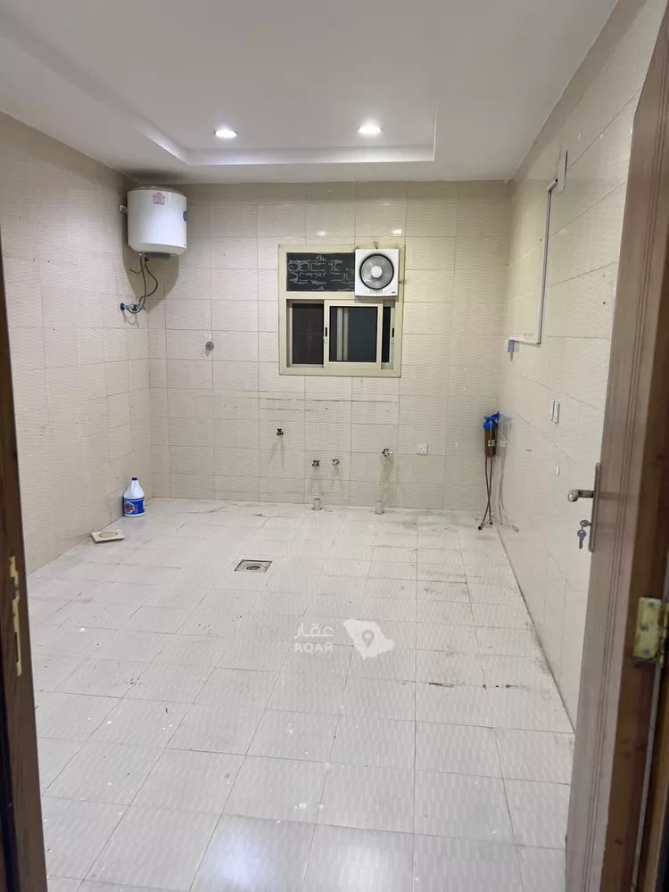 شقة للإيجار في شارع ثرمداء, حي ظهرة لبن, مدينة الرياض, منطقة الرياض 7
