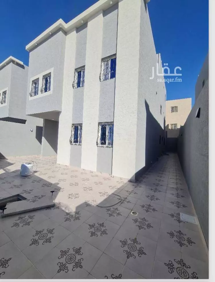 فيلا للإيجار في شارع الحارث الاشعري, حي العروبة, مدينة الدمام, المنطقة الشرقية صورة 5