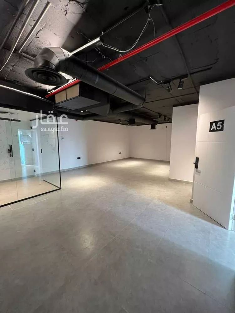 مكتب تجاري للإيجار في شارع طريق الامير محمد بن سعد بن عبد العزيز, حي الملقا, مدينة الرياض, منطقة الرياض صورة 4