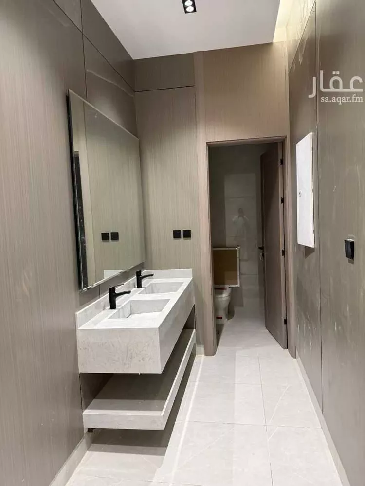 دور للبيع في شارع رشيد الدين الصوري, حي الجنادرية, مدينة الرياض, منطقة الرياض صورة 4