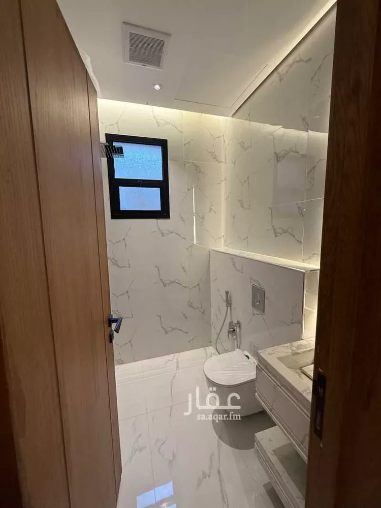 دور للبيع في شارع رشيد الدين الصوري, حي الجنادرية, مدينة الرياض, منطقة الرياض 18