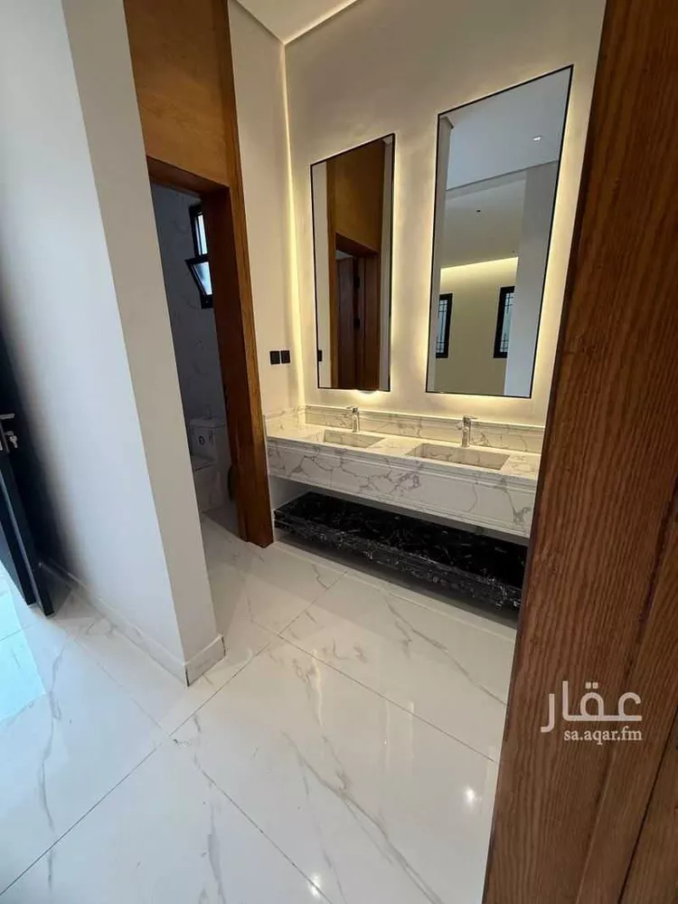 دور للبيع في شارع رشيد الدين الصوري, حي الجنادرية, مدينة الرياض, منطقة الرياض 7