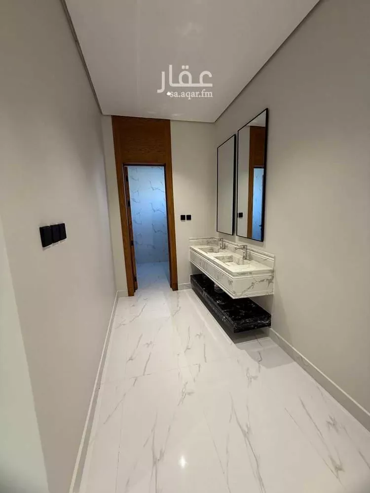 دور للبيع في شارع رشيد الدين الصوري, حي الجنادرية, مدينة الرياض, منطقة الرياض صورة 3