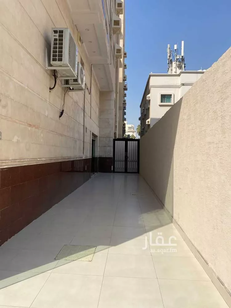 عمارة للإيجار في شارع صقر قريش, حي السلامة, مدينة جدة, منطقة مكة المكرمة