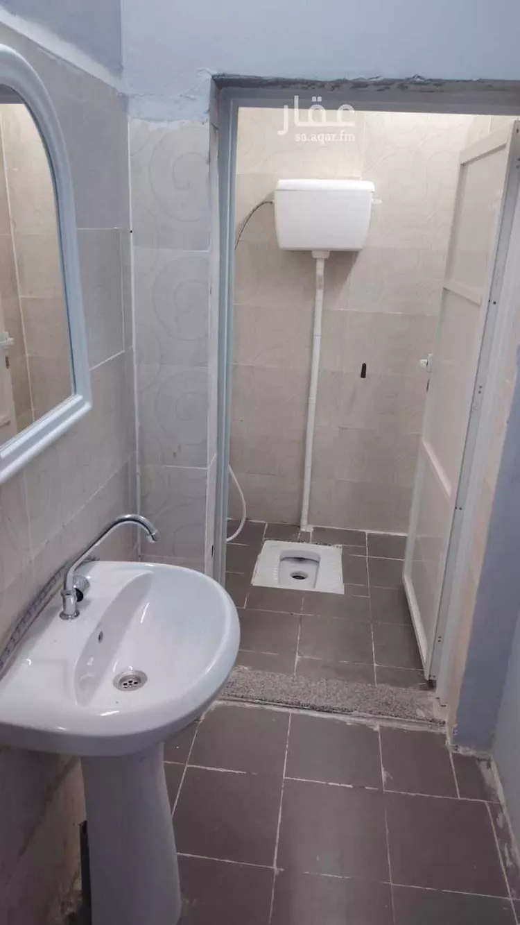 غرفة للإيجار في شارع عروة بن مسعود الثقفي, حي ابوحجر الاعلى, مدينة صامطة, منطقة جازان صورة 2