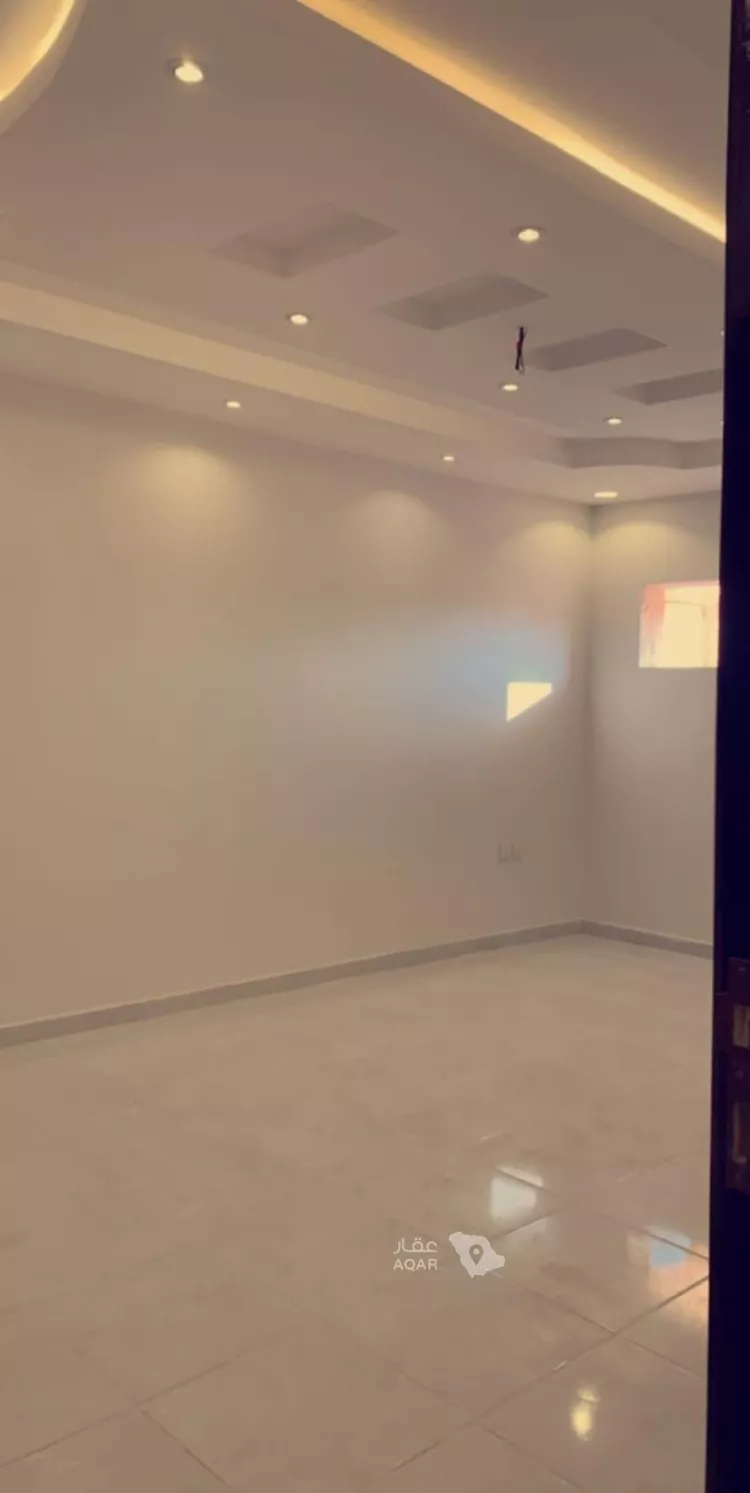 شقة للإيجار في شارع سعيد بن هاشم بن وعله, حي الدفاع, مدينة المدينة المنورة, منطقة المدينة المنورة 2