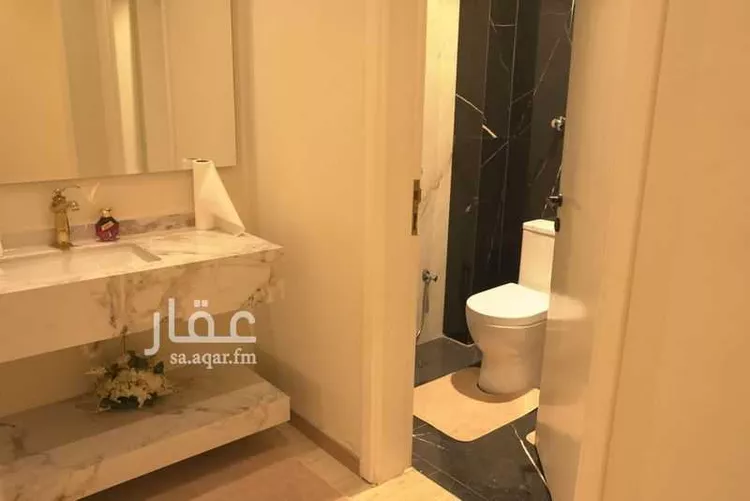 فيلا للبيع في شارع علاء الدين الحنفي, حي الرائد, مدينة الرياض, منطقة الرياض صورة 5
