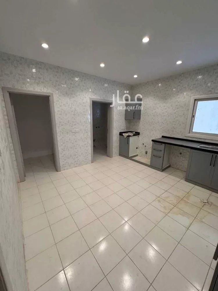Floor for Sale in Medina Al Aridh صورة 4