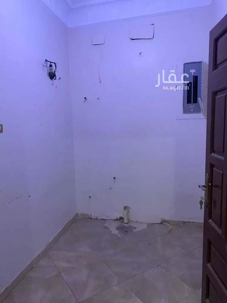 شقة للإيجار في شارع رافع ابن سالم الفزاري ، حي الزهرة ، المدينة المنورة ، منطقة المدينة المنورة صورة 2