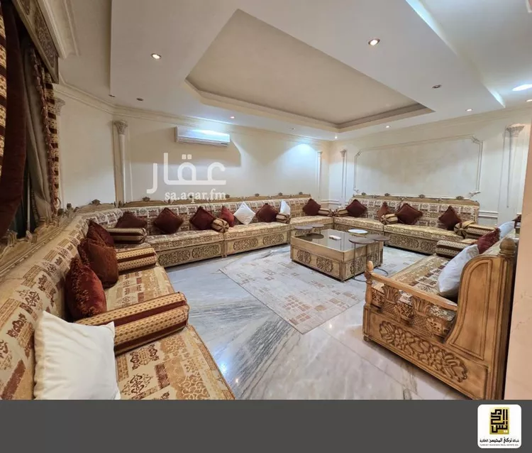 فيلا للبيع في شارع ابن جميل, حي النخيل, مدينة الرياض, منطقة الرياض صورة 5