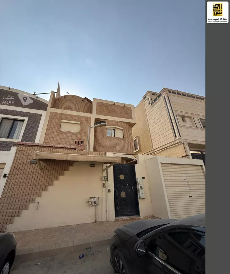 فيلا للإيجار في شارع روضة الأعراف, حي العقيق, مدينة الرياض, منطقة الرياض