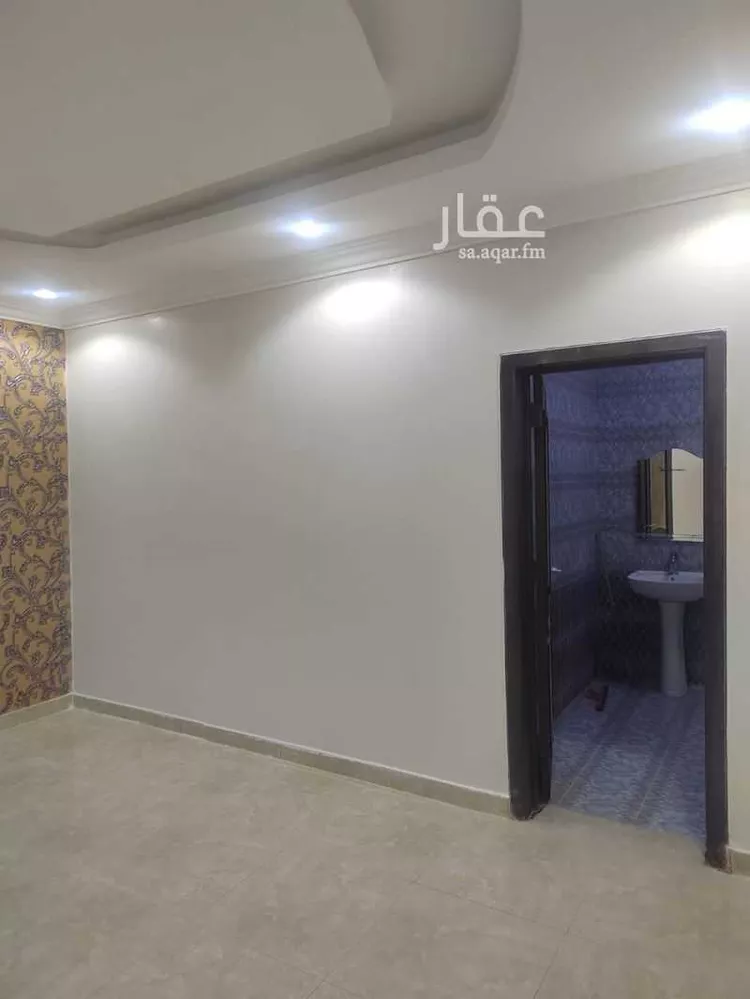 شقة للإيجار في شارع سلطانه ، حي ظهرة لبن ، الرياض ، منطقة الرياض صورة 2