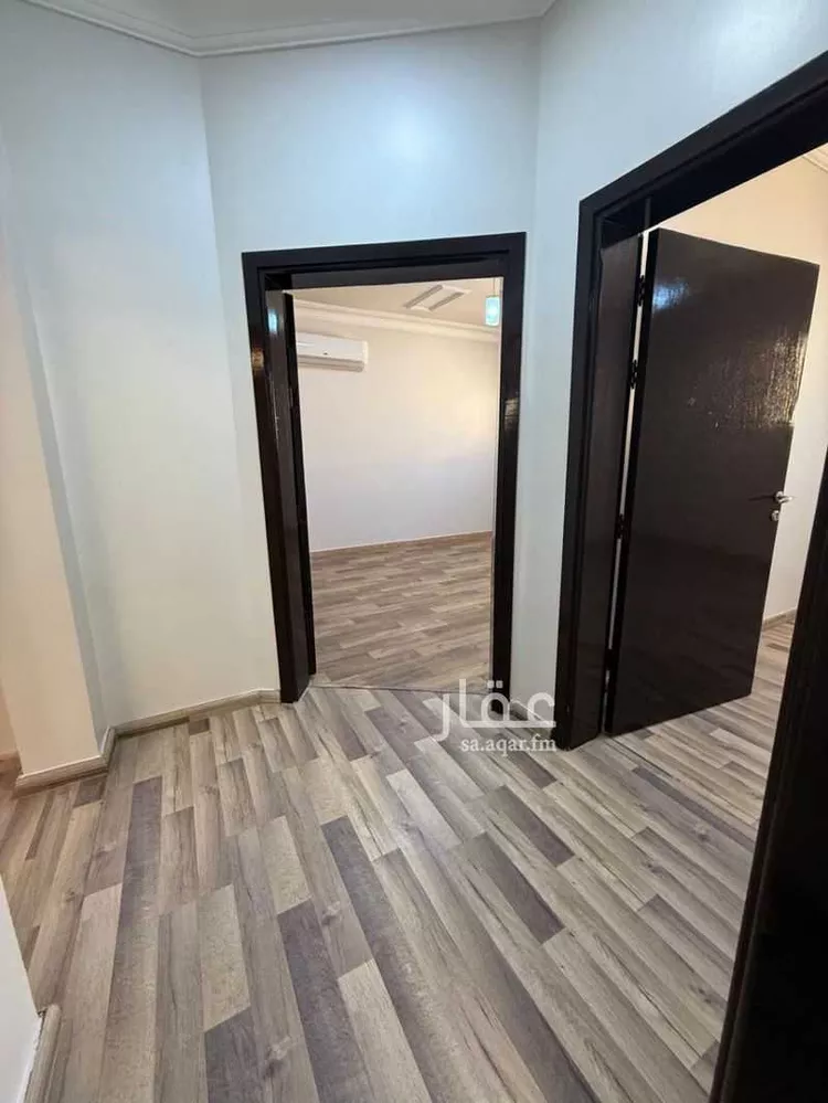 شقة للإيجار في شارع الشيخ ناصر بن سرحان بن منيخر, حي الحمراء, مدينة الرياض, منطقة الرياض صورة 5