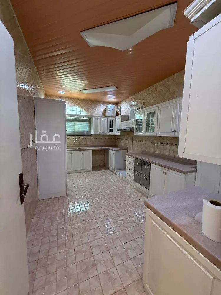 شقة للإيجار في شارع معاوية بن خديج, حي بدر, مدينة الرياض, منطقة الرياض صورة 2