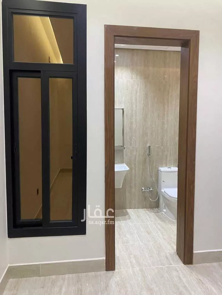 دور للبيع في شارع الكامل بن طلحة, حي الرمال, مدينة الرياض, منطقة الرياض صورة 2