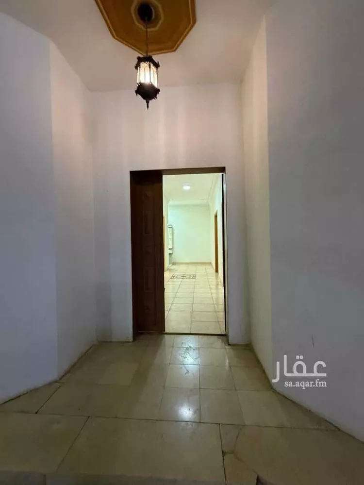 فيلا للبيع في شارع المنقلة, حي اليرموك, مدينة الرياض, منطقة الرياض 16