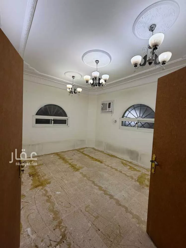 فيلا للبيع في شارع المنقلة, حي اليرموك, مدينة الرياض, منطقة الرياض 12