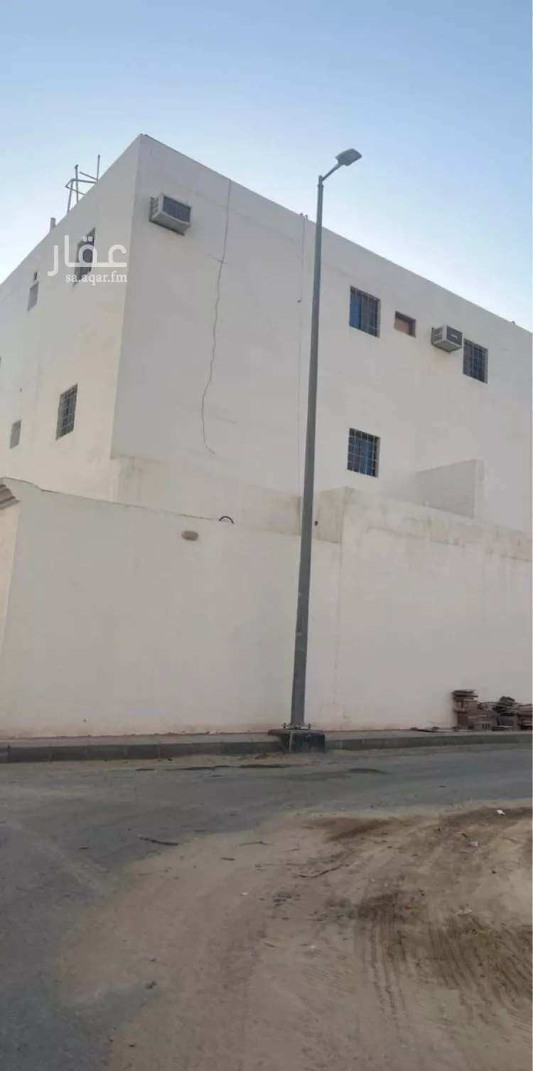 فيلا للبيع في شارع 1233 ضاحية الملك فهد, حي ضاحية الملك فهد, مدينة الدمام, المنطقة الشرقية صورة 3