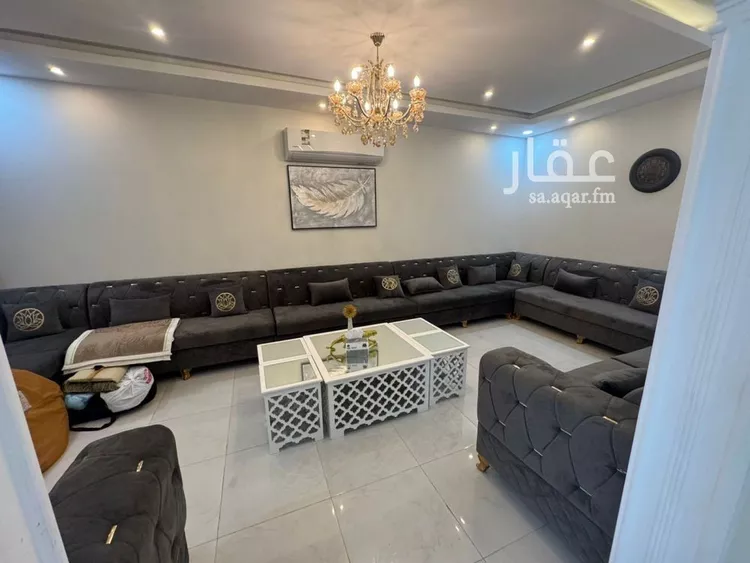فيلا للبيع في شارع خالد بن سنان العبسي, حي العروبة, مدينة الدمام, المنطقة الشرقية صورة 4