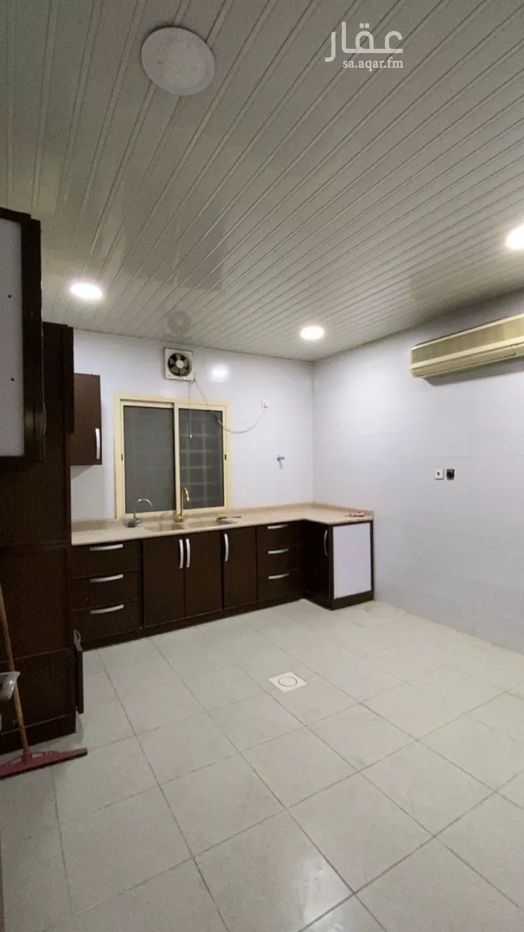 فيلا للإيجار في شارع المحاربي, حي طيبة, مدينة الدمام, المنطقة الشرقية صورة 5