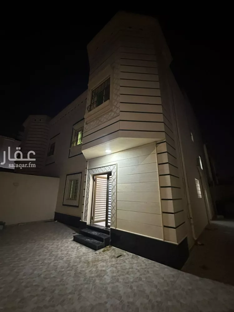 فيلا للإيجار في شارع المحاربي, حي طيبة, مدينة الدمام, المنطقة الشرقية صورة 2