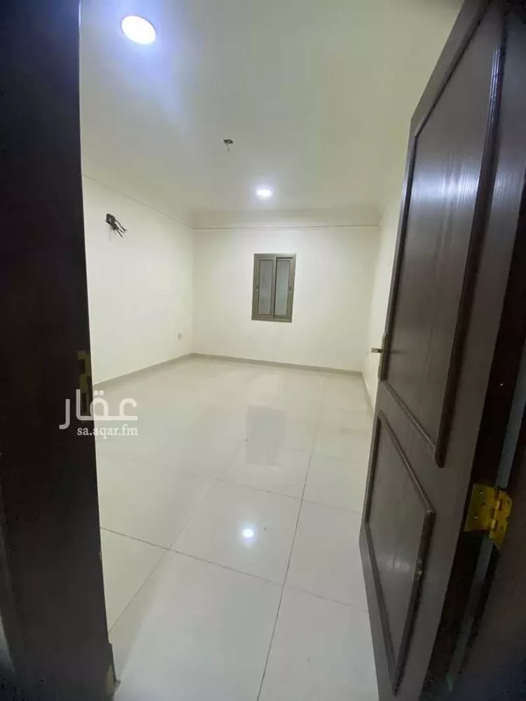 شقة للإيجار في شارع ميسرة بن العبسي, حي المزروعية, مدينة الدمام, المنطقة الشرقية صورة 5