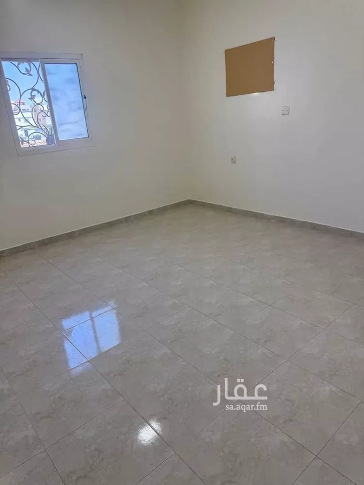 شقة للإيجار في شارع رقم 326 ، حي ظهرة لبن ، الرياض ، منطقة الرياض صورة 4