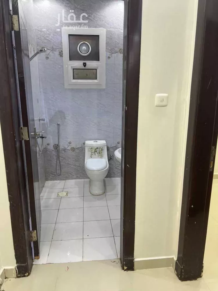 شقة للإيجار في شارع رقم 26, حي العزيزية, مدينة الرياض, منطقة الرياض صورة 3