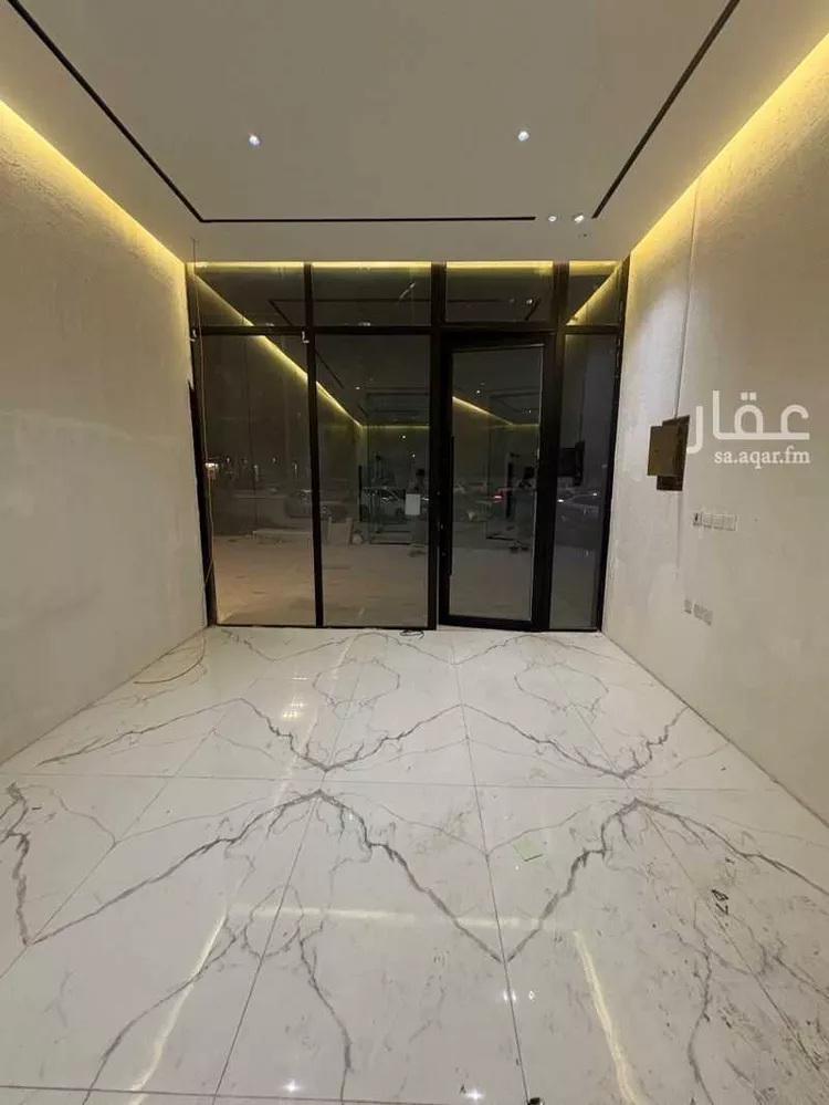 محل للإيجار في شارع الامير محمد ابن سعد ابن عبدالعزيز, حي حطين, مدينة الرياض, منطقة الرياض 1 صورة