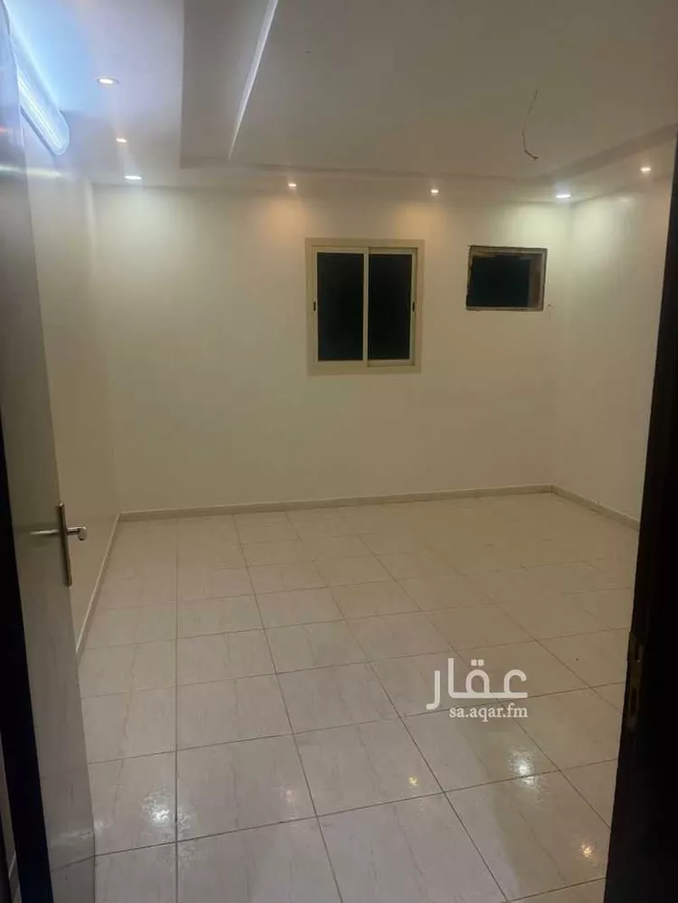 شقة للإيجار في شارع عمر بن بريق ، حي العوالي ، الرياض ، منطقة الرياض صورة 5
