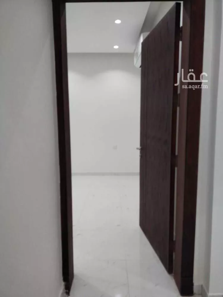 شقة للبيع في شارع رفحاء, حي الحمراء, مدينة الخبر, المنطقة الشرقية صورة 2