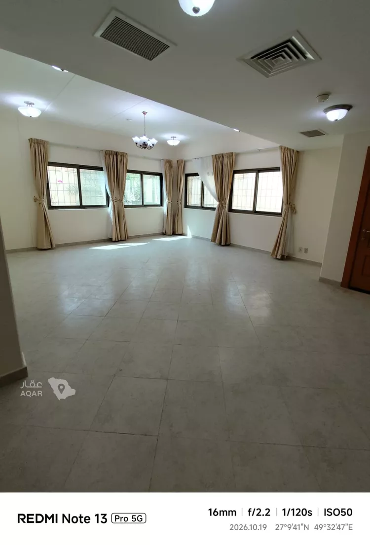 Villa for Sale in Al Jubail Galmodah صورة 2