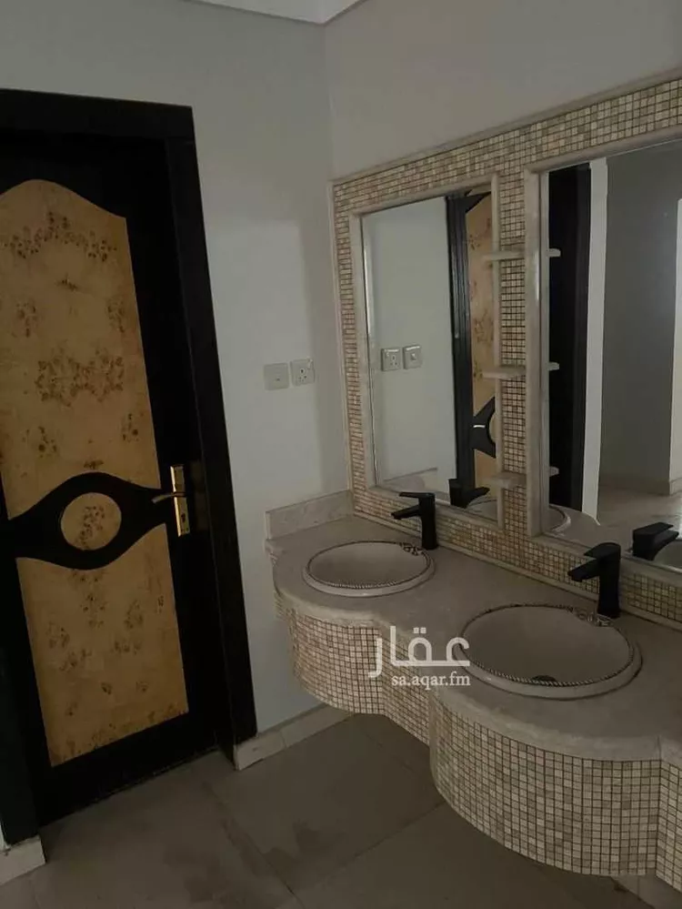فيلا للإيجار في شارع القرينات, حي الياسمين, مدينة الرياض, منطقة الرياض صورة 3