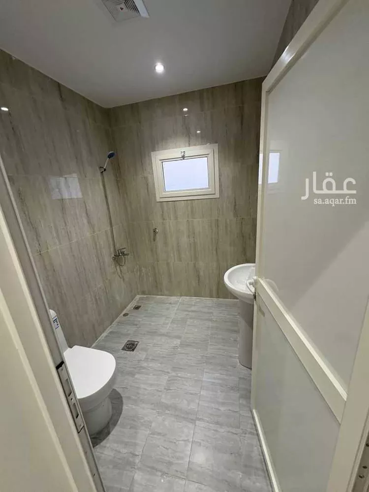 شقة للإيجار في شارع أبي عبدالله بن داود, حي الورود, مدينة الرياض, منطقة الرياض صورة 5