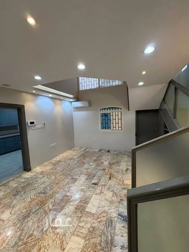 فيلا للإيجار في شارع منيفة, حي الورود, مدينة الرياض, منطقة الرياض صورة 5