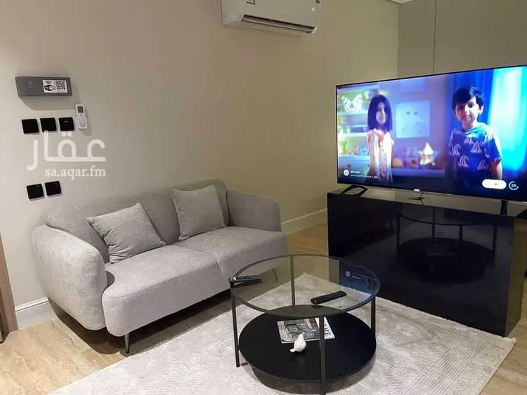 شقة للإيجار في شارع عمير بن سعد, حي مغرزات, مدينة الرياض, منطقة الرياض صورة 2