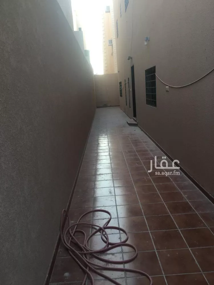 فيلا للإيجار في شارع القرينات, حي الندى, مدينة الرياض, منطقة الرياض صورة 3