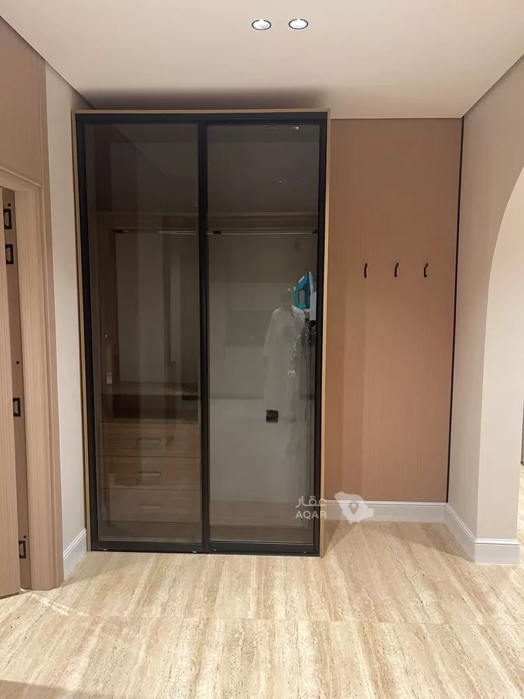 شقة للإيجار في شارع عمير بن سعد, حي مغرزات, مدينة الرياض, منطقة الرياض صورة 3